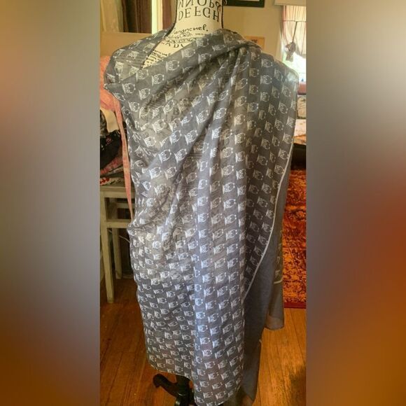 Owl Print Sheer Sarong - Picture 5 of 6